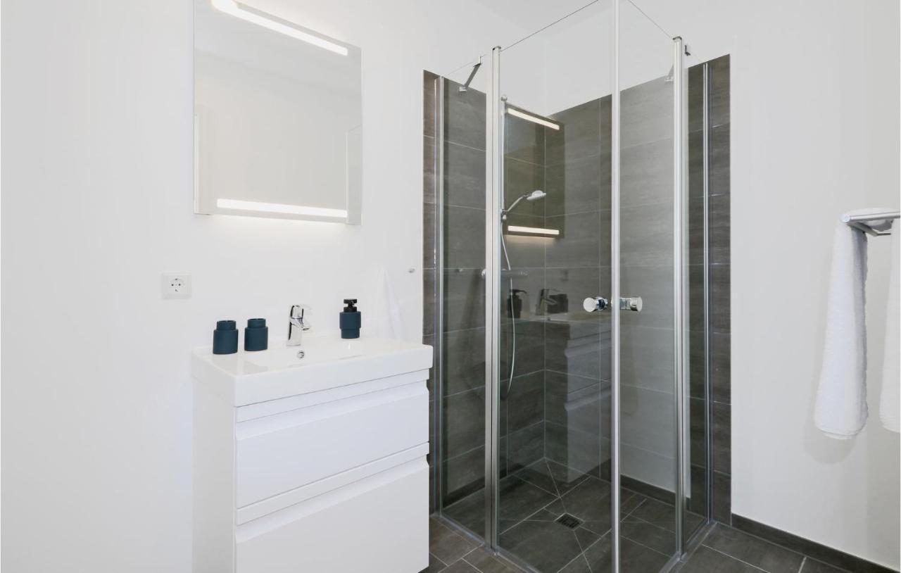 2 Bedroom Lovely Apartment In Lembruch-Duemmer See Exterior photo